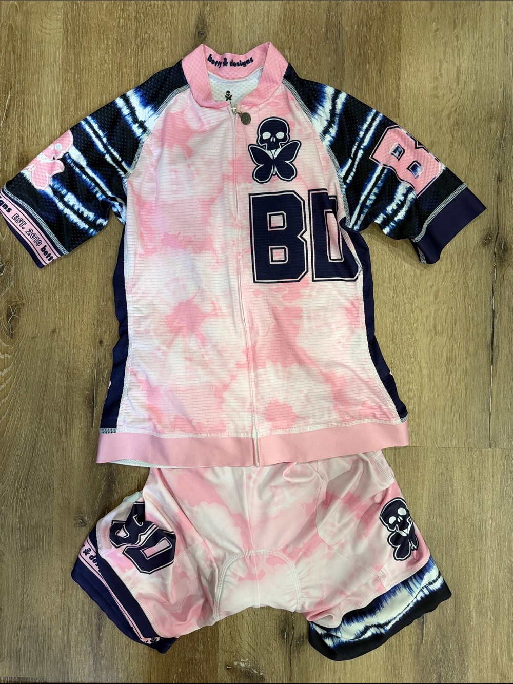 Betty Designs Pink Blue Tie Dye Cycling Jersey & Bibs | Medium 🩷💙🚴‍♀️